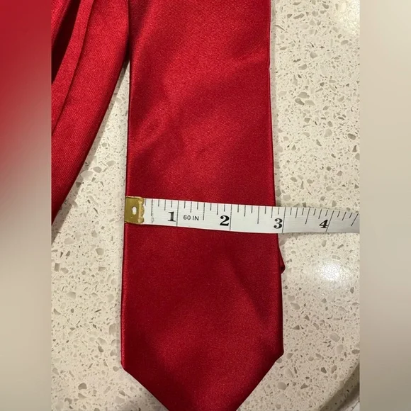 Joseph & Feiss Gold Men’s Standard Adult Elegant Red Polyester  Tie - Picture 3 of 9